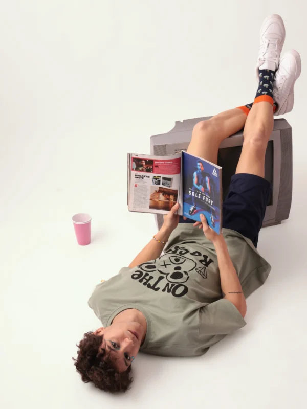 MEN ON THE ROCKS OLIVE COLOR OVERSIZED TSHIRT - Image 4